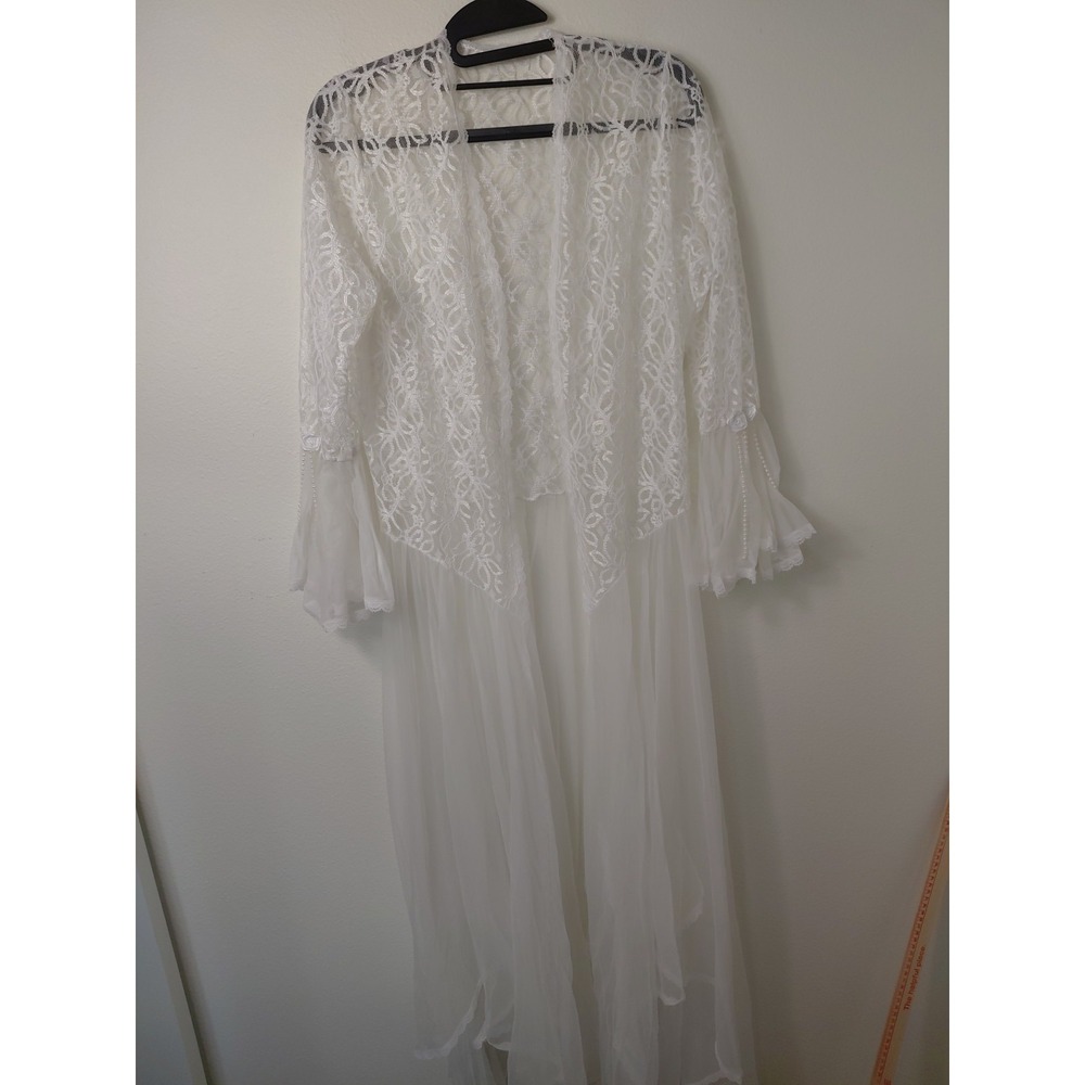 Lace Gown Robe, Sexy Lingerie Wedding Sofia Robe in White Vintage Sz Medium - Picture 1 of 6